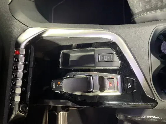 PEUGEOT 3008 II - voiture d'occasion - Photo 32