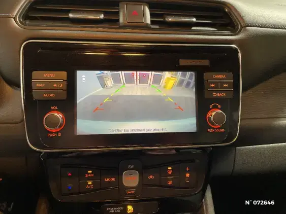 NISSAN LEAF II - voiture d'occasion - Photo 14