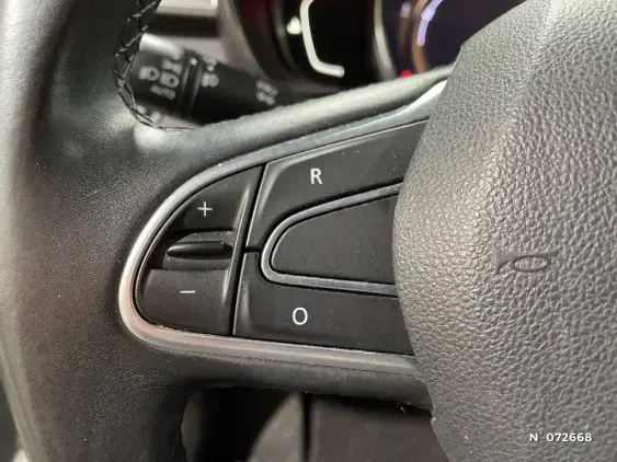 RENAULT KADJAR - voiture d'occasion - Photo 28