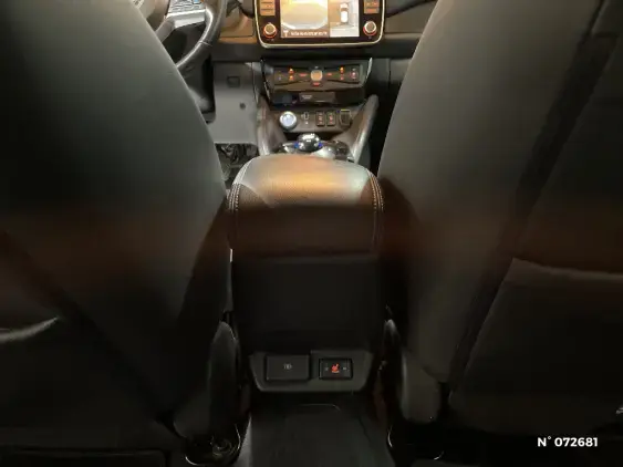 NISSAN LEAF II - voiture d'occasion - Photo 35