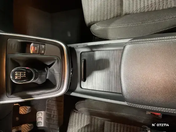 RENAULT SCENIC IV - voiture d'occasion - Photo 30