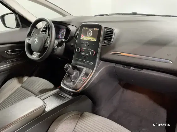 RENAULT SCENIC IV - voiture d'occasion - Photo 10