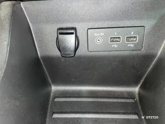 RENAULT CLIO V - voiture d'occasion - Photo 27