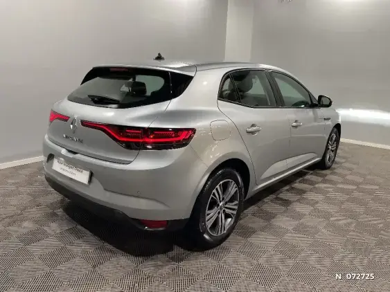 RENAULT MEGANE IV - voiture d'occasion - Photo 4