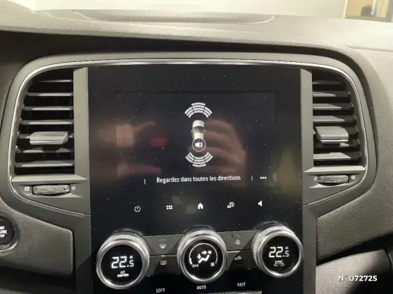 RENAULT MEGANE IV - voiture d'occasion - Photo 14