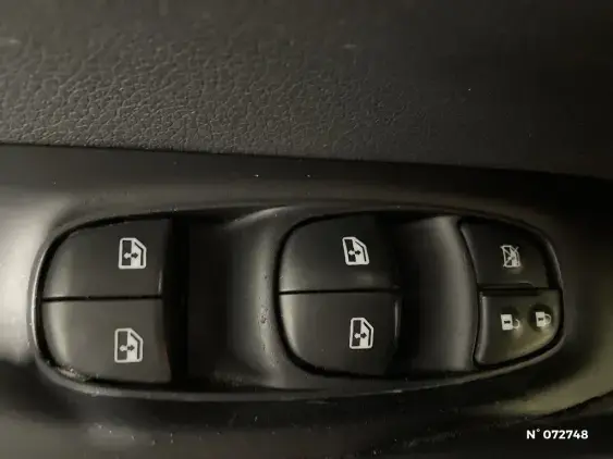NISSAN QASHQAI II - voiture d'occasion - Photo 26