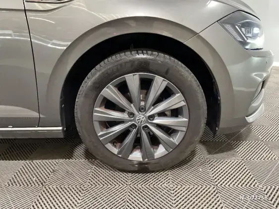 VOLKSWAGEN POLO VI - voiture d'occasion - Photo 8