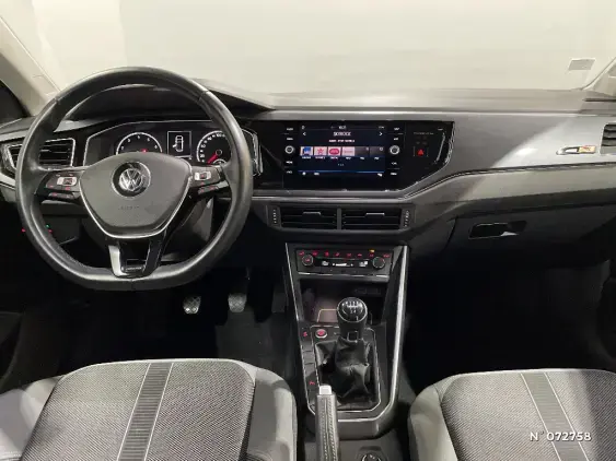 VOLKSWAGEN POLO VI - voiture d'occasion - Photo 9
