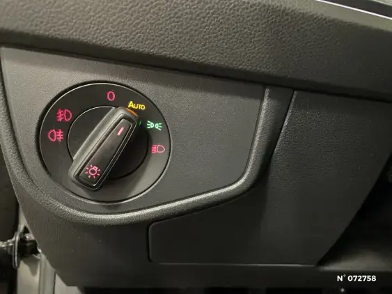 VOLKSWAGEN POLO VI - voiture d'occasion - Photo 15