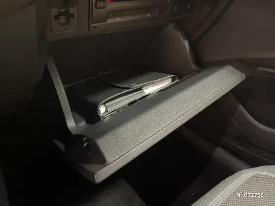 VOLKSWAGEN POLO VI - voiture d'occasion - Photo 31