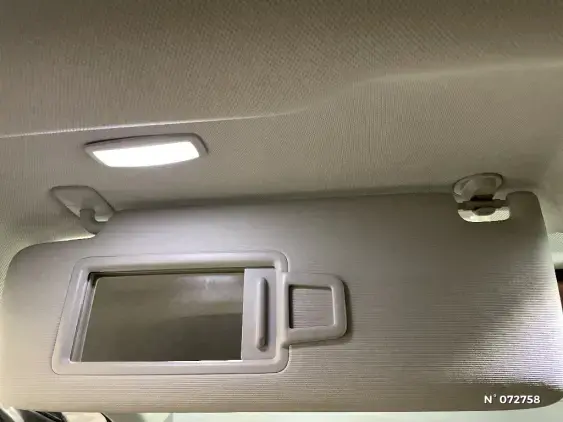 VOLKSWAGEN POLO VI - voiture d'occasion - Photo 32