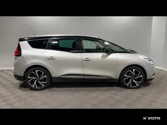 RENAULT SCENIC IV - voiture d'occasion - Photo 5