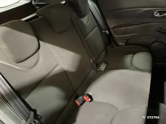 RENAULT CLIO ESTATE IV - voiture d'occasion - Photo 11