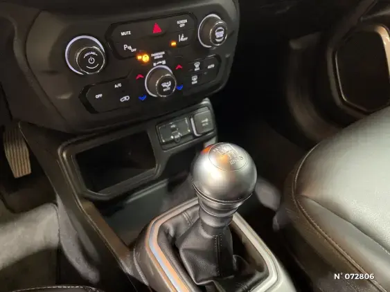JEEP RENEGADE - voiture d'occasion - Photo 29