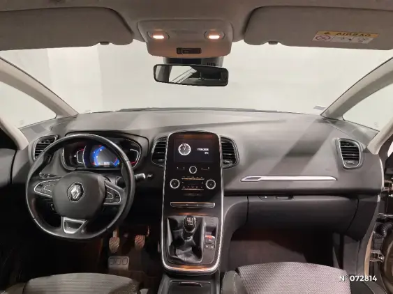 RENAULT SCENIC IV - voiture d'occasion - Photo 9