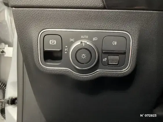MERCEDES-BENZ CLASSE B III - voiture d'occasion - Photo 15