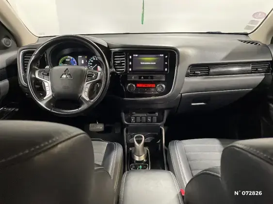 MITSUBISHI OUTLANDER III - voiture d'occasion - Photo 9
