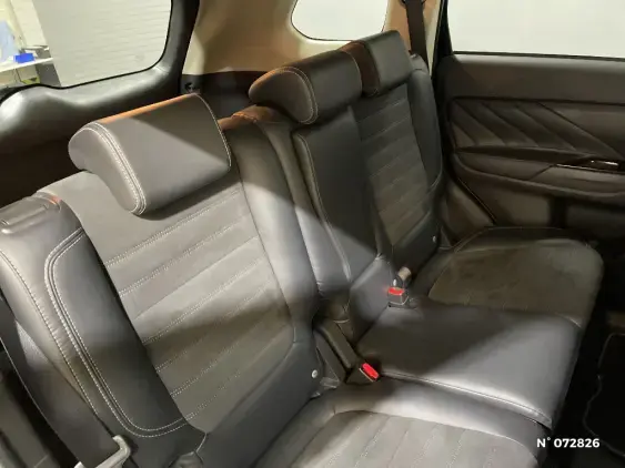 MITSUBISHI OUTLANDER III - voiture d'occasion - Photo 11