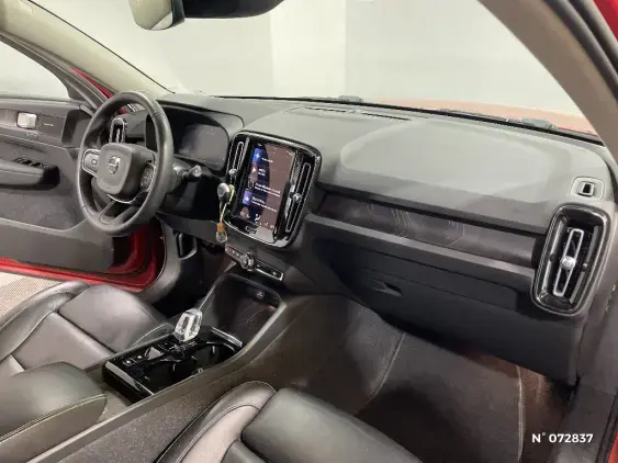 VOLVO XC40 - voiture d'occasion - Photo 9
