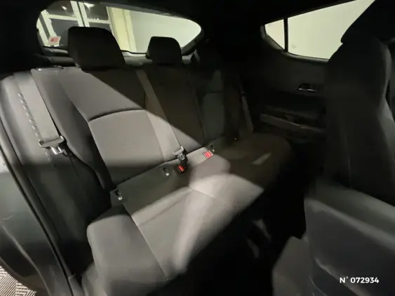 TOYOTA C-HR - voiture d'occasion - Photo 11