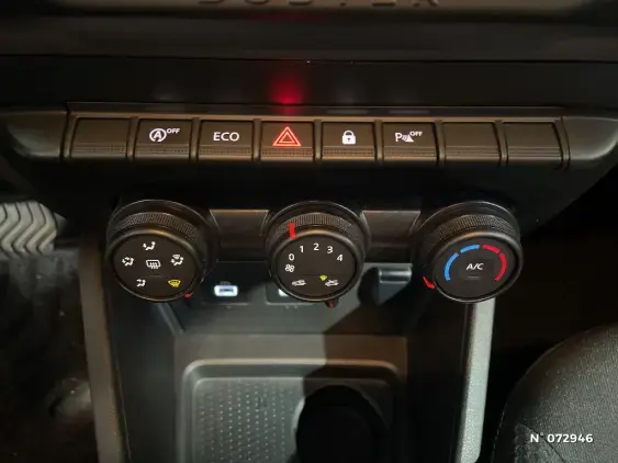 DACIA DUSTER II - voiture d'occasion - Photo 26
