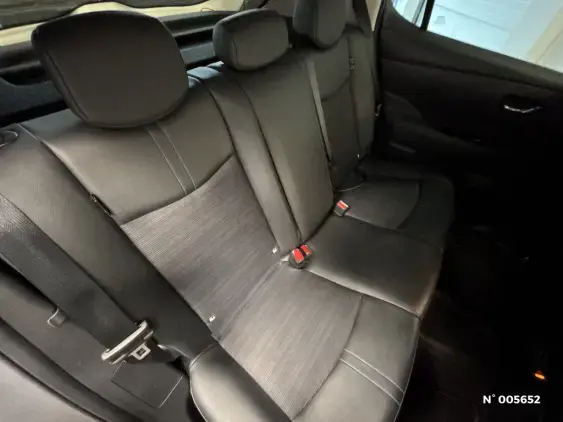 NISSAN LEAF II - voiture d'occasion - Photo 11