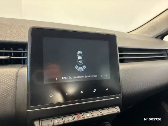 RENAULT CLIO V - voiture d'occasion - Photo 14