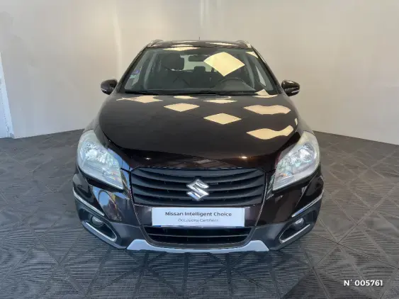 SUZUKI S-CROSS - voiture d'occasion - Photo 3