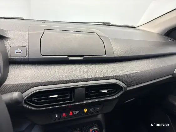 DACIA SANDERO III - voiture d'occasion - Photo 13
