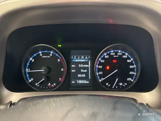 TOYOTA RAV4 IV - voiture d'occasion - Photo 12
