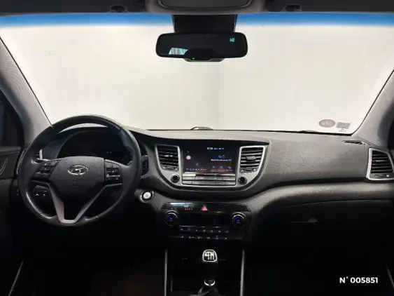 HYUNDAI TUCSON II - voiture d'occasion - Photo 9