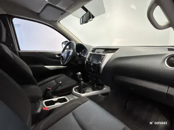 NISSAN NP300 NAVARA IV - voiture d'occasion - Photo 10