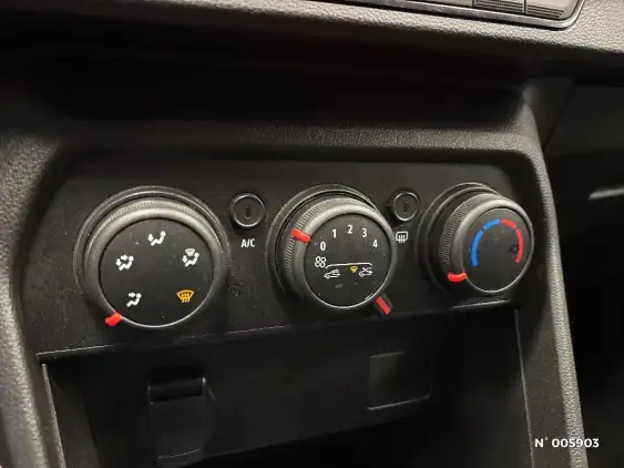 DACIA SANDERO III - voiture d'occasion - Photo 26