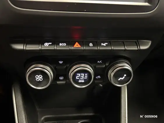 DACIA DUSTER II - voiture d'occasion - Photo 26