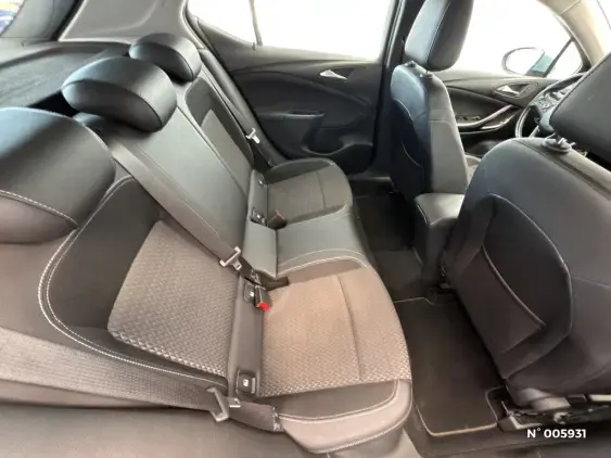 OPEL ASTRA K - voiture d'occasion - Photo 11