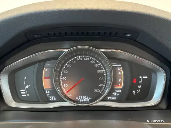 VOLVO V60 - voiture d'occasion - Photo 12
