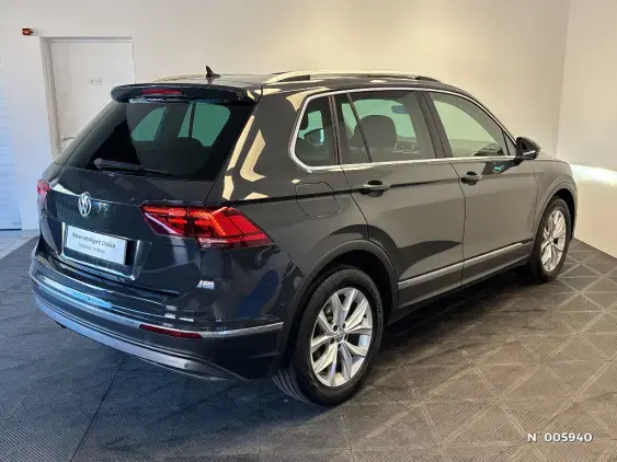 VOLKSWAGEN TIGUAN II - voiture d'occasion - Photo 4