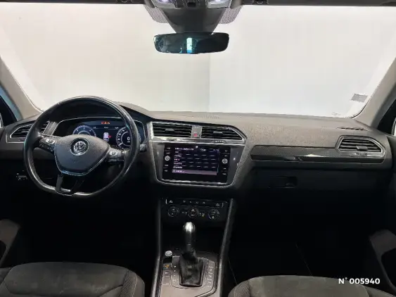 VOLKSWAGEN TIGUAN II - voiture d'occasion - Photo 9