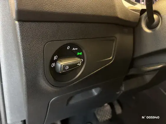 VOLKSWAGEN TIGUAN II - voiture d'occasion - Photo 15