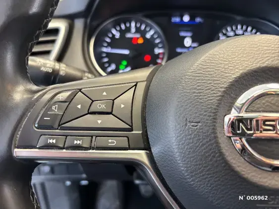NISSAN QASHQAI II - voiture d'occasion - Photo 29