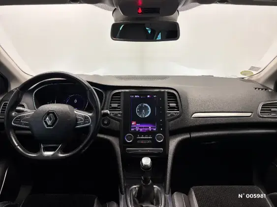 RENAULT MEGANE ESTATE IV - voiture d'occasion - Photo 9