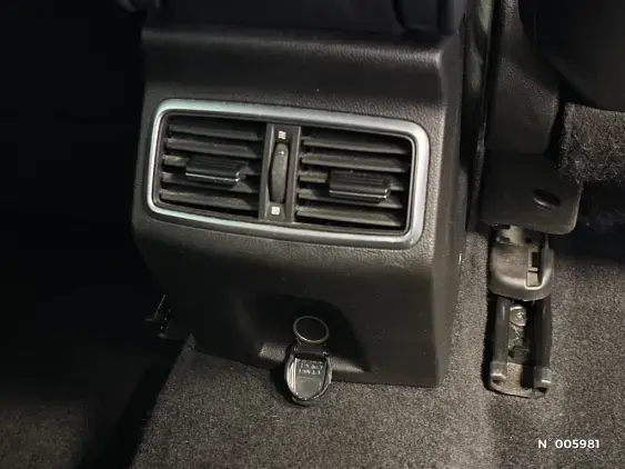 RENAULT MEGANE ESTATE IV - voiture d'occasion - Photo 25