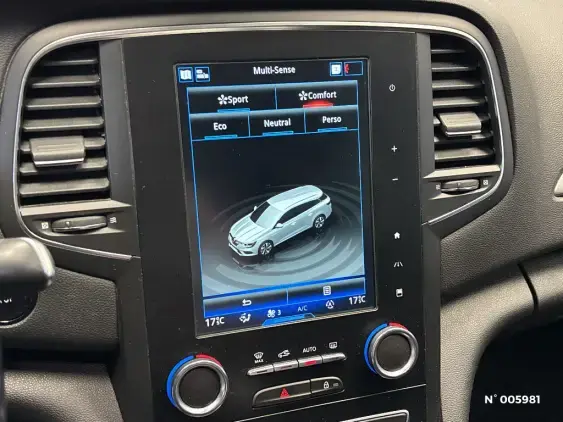 RENAULT MEGANE ESTATE IV - voiture d'occasion - Photo 27