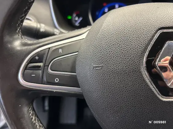 RENAULT MEGANE ESTATE IV - voiture d'occasion - Photo 29