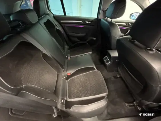 RENAULT MEGANE ESTATE IV - voiture d'occasion - Photo 11