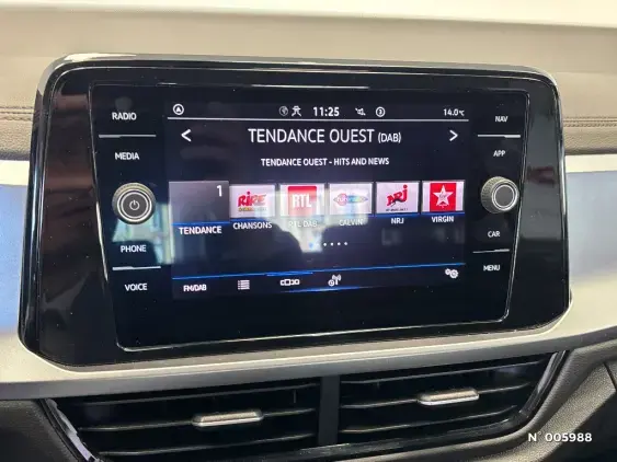 VOLKSWAGEN T-ROC - voiture d'occasion - Photo 13