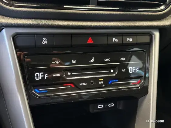 VOLKSWAGEN T-ROC - voiture d'occasion - Photo 26