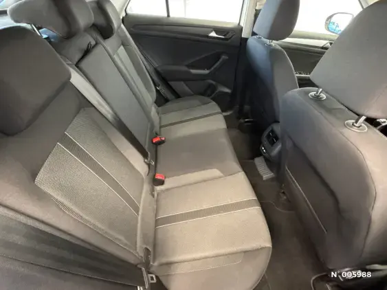 VOLKSWAGEN T-ROC - voiture d'occasion - Photo 11