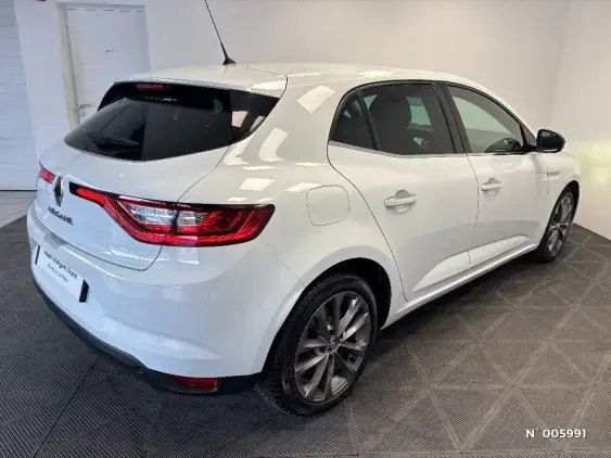 RENAULT MEGANE IV - voiture d'occasion - Photo 4
