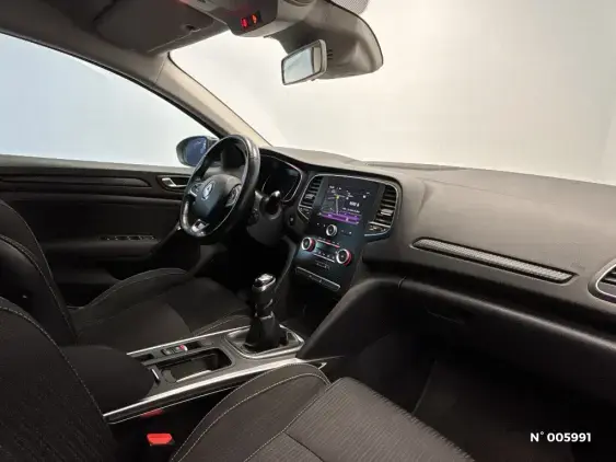 RENAULT MEGANE IV - voiture d'occasion - Photo 10